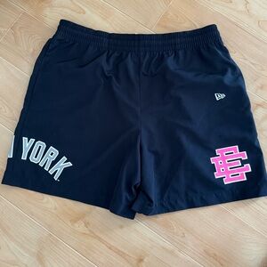 Eric Emanuel x New Era shorts